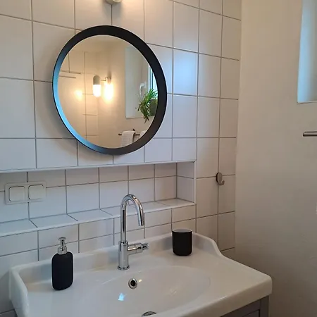 Appartamento Souterrain-apartment In Wehlheiden Kassel