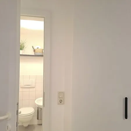 Apartment Souterrain-apartment In Wehlheiden *