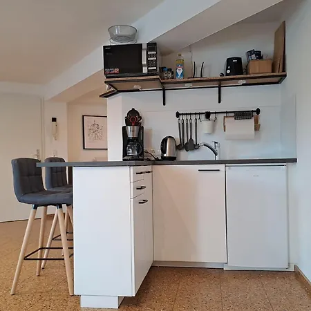 Souterrain-apartment In Wehlheiden Apartment